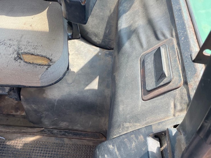 john-deere-4230-image-53