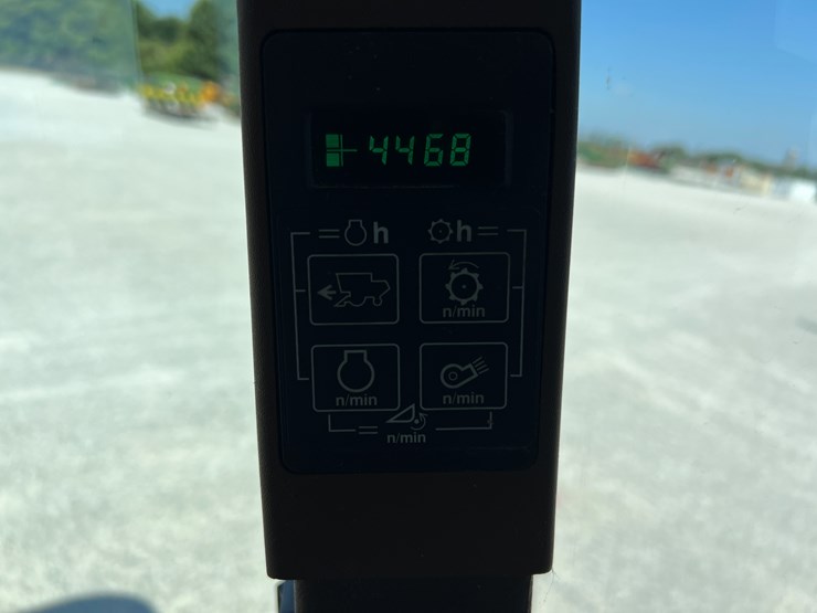 john-deere-9500-image-8