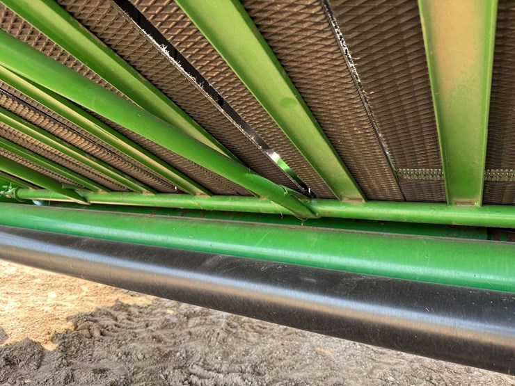 2006-john-deere-567-image-22