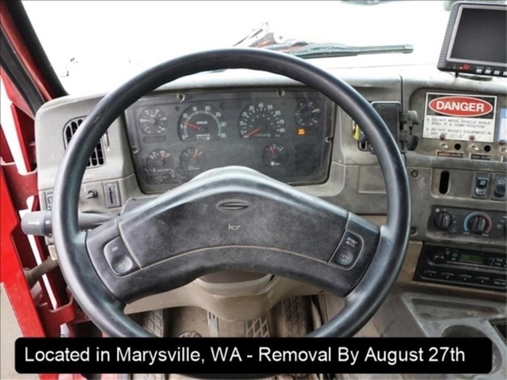 2002-sterling-lt9500-image-26