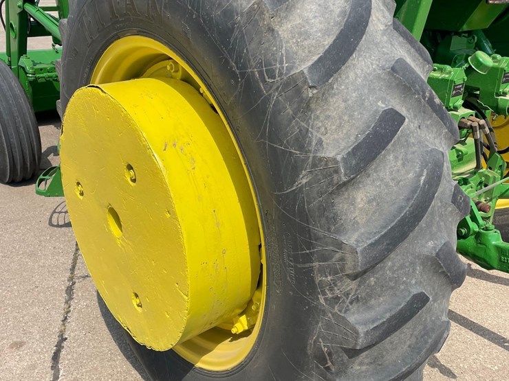 john-deere-4230-image-7