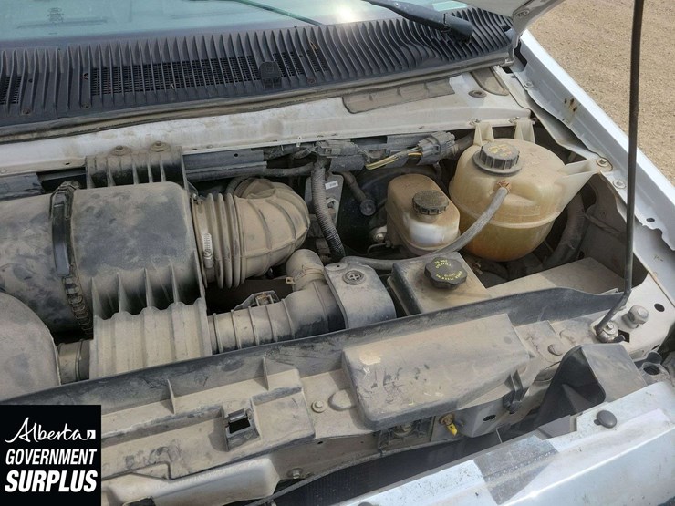 2009-ford-cargo-image-14