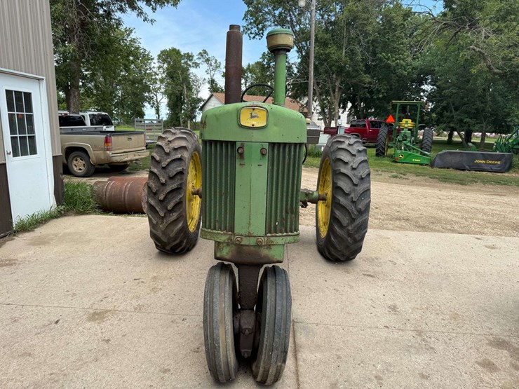1959-john-deere-730-image-3