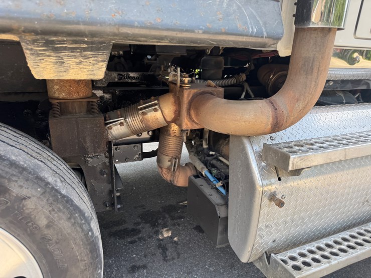 2018-western-star-4700sb-image-43