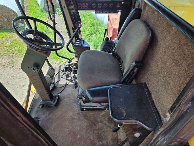 1988-new-holland-tr86-image-64