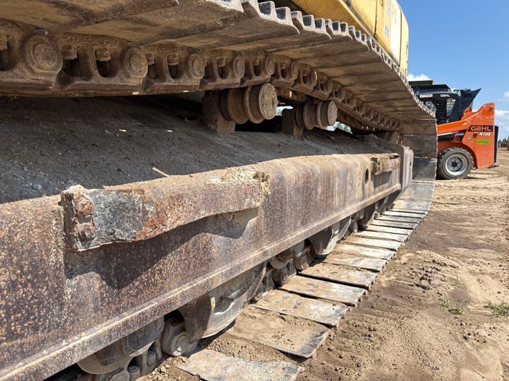 2005-komatsu-pc400-lc-7l-image-14