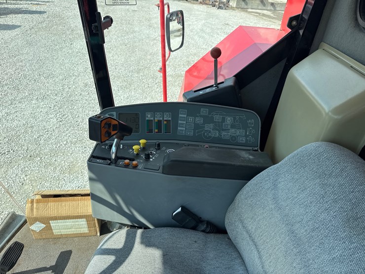 massey-ferguson-8780xp-image-21