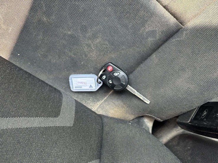 2014-ford-transit-connect-image-26