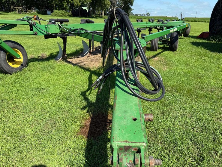 john-deere-3710-image-9