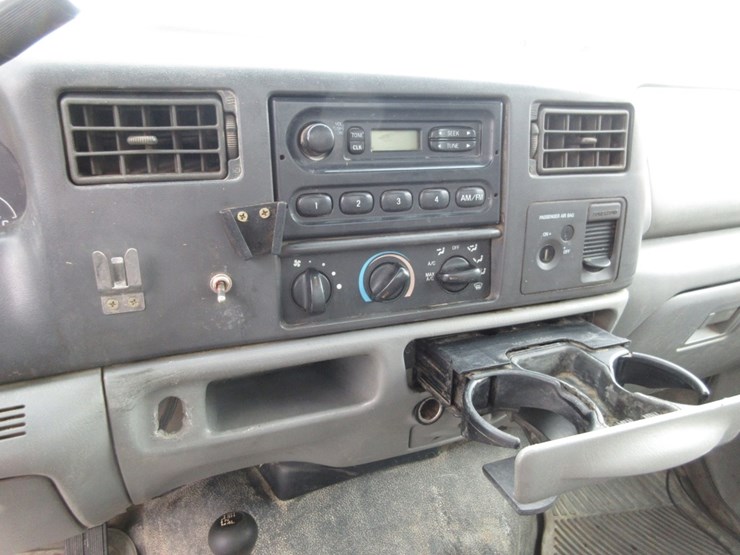 2004-ford-f250-image-17