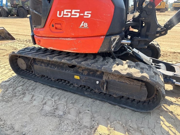kubota-u55-5-image-13