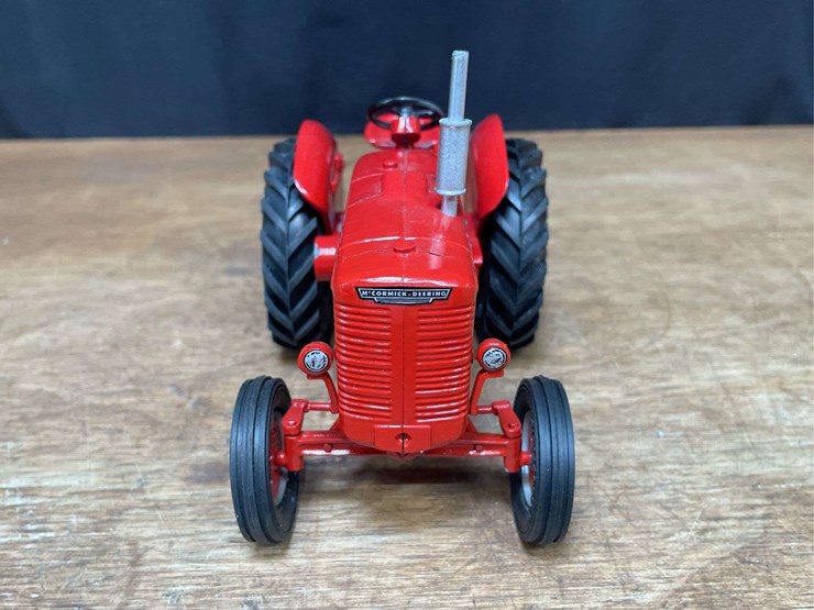1/16-mccormick-w-4-1990-lafayette-c&m-image-12