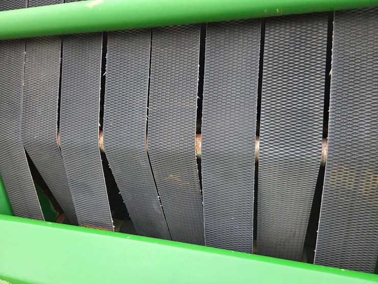 2007-john-deere-568-image-5