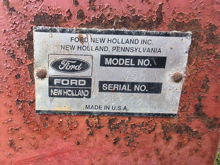 new-holland-355-image-23