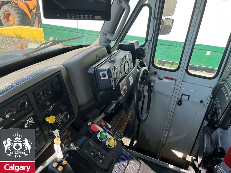 2017-international-workstar-7400-image-8