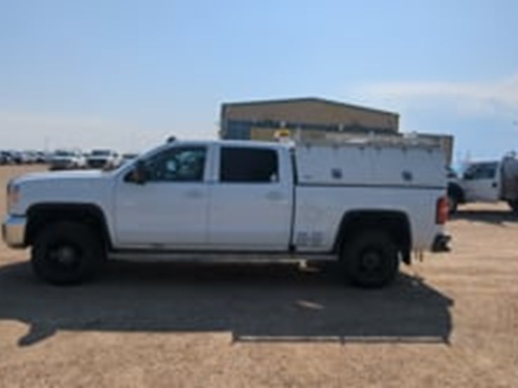 2018-gmc-sierra-2500hd-sle-image-5