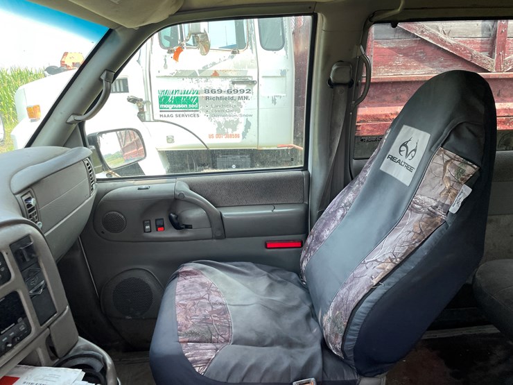 2001-chevrolet-astro-image-7