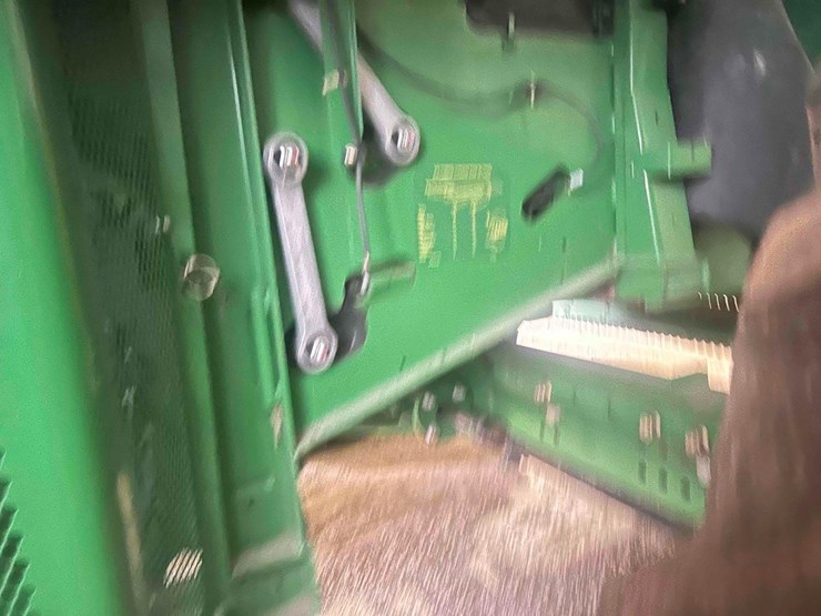 2011-john-deere-9770-sts-image-7