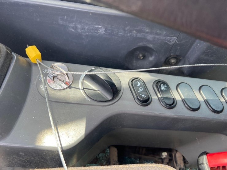 2019-komatsu-pc290-lc-11-image-38