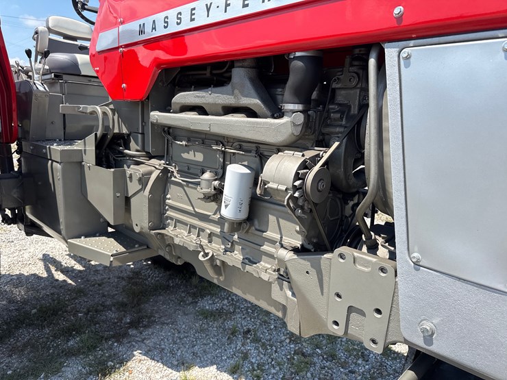 massey-ferguson-1100-image-19