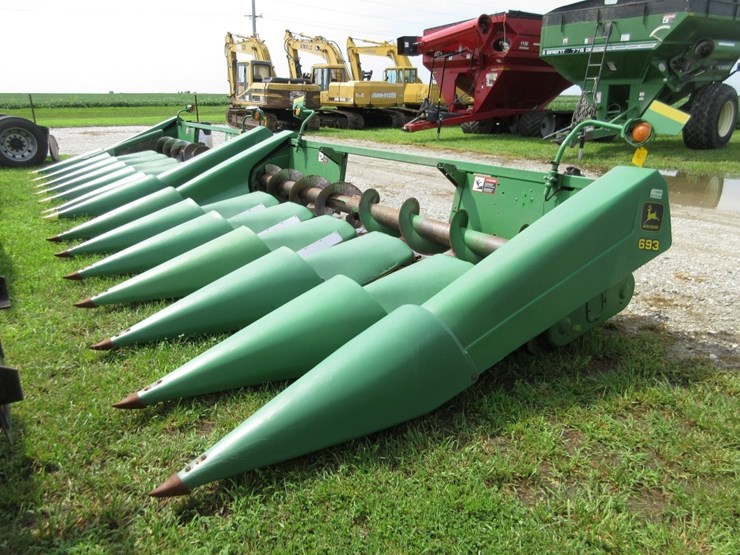 john-deere-693-image-1