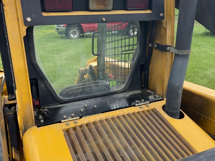 2006-john-deere-317-image-37
