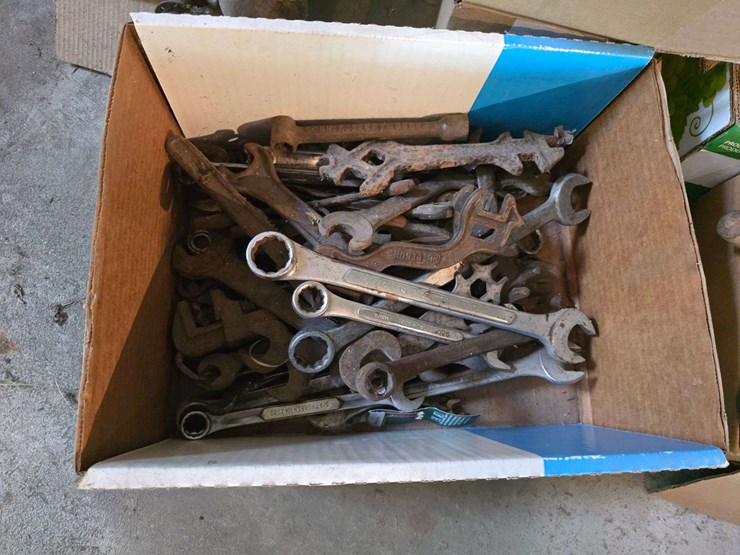 large-lot-of-misc-older-tools-image-3