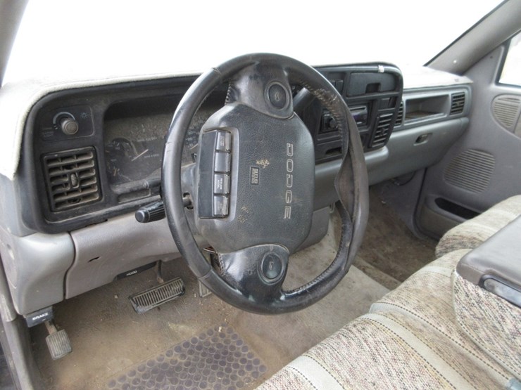 1996-dodge-ram-3500-image-10