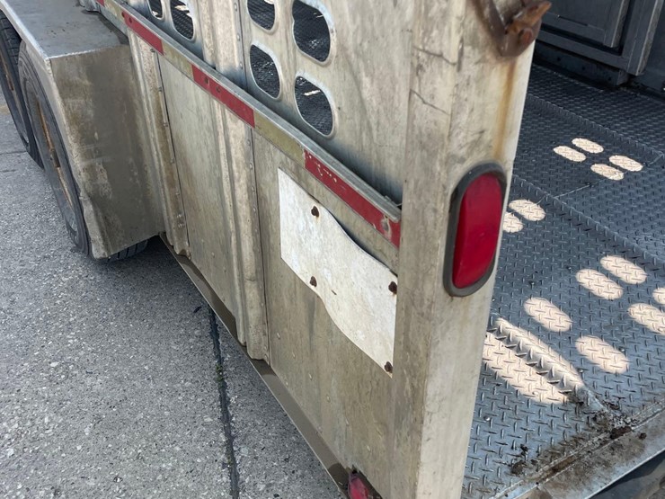 1997-wilson-livestock-trailer-image-27