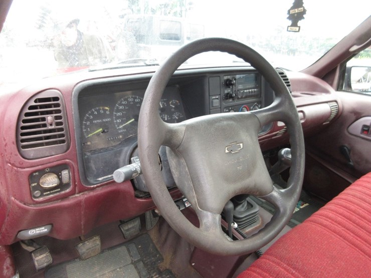 1996-chevy-2500---cheyenne-edition-image-13