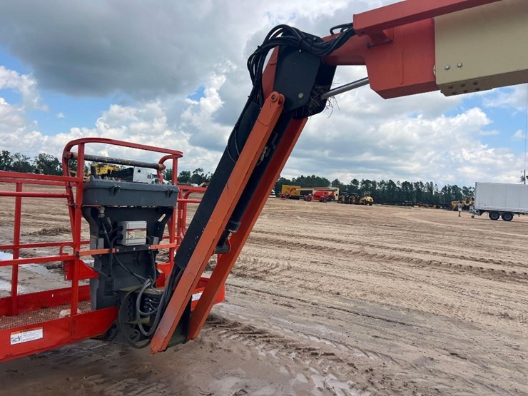 2008-jlg-800aj-image-18
