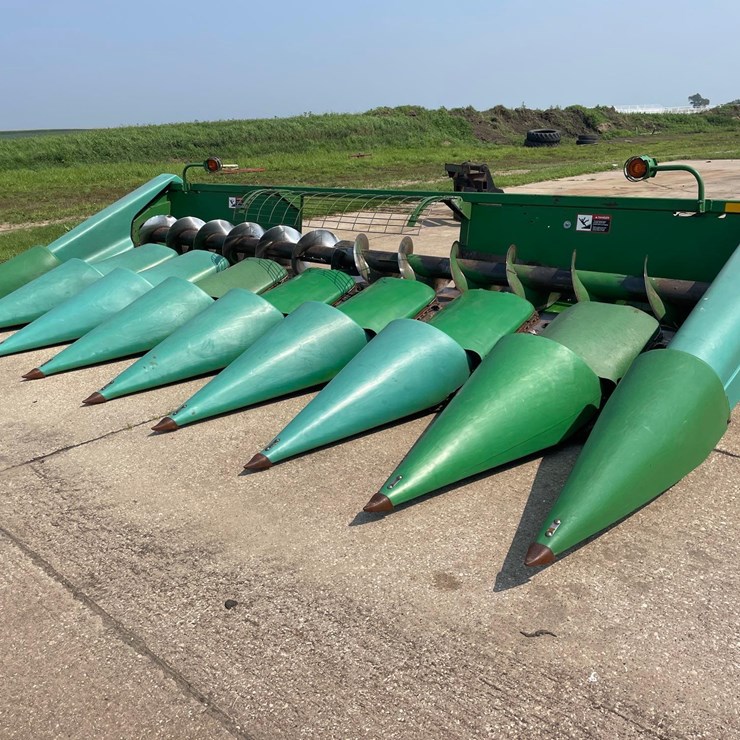 JOHN DEERE 893