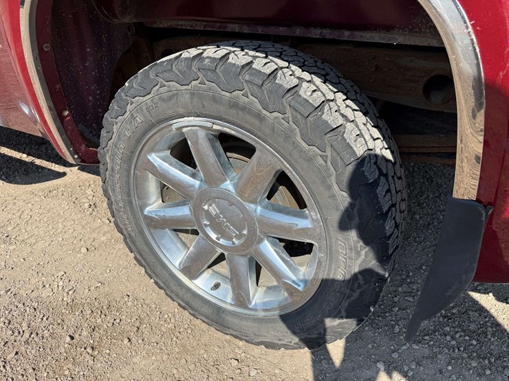 2008-gmc-sierra-1500-image-19