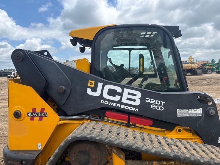 2015-jcb-320t-eco-image-18