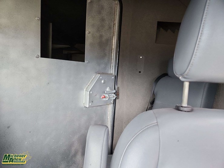 2015-ford-transit-image-14