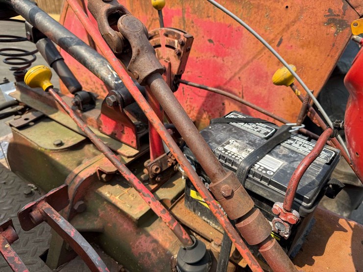 massey-harris-55-image-24