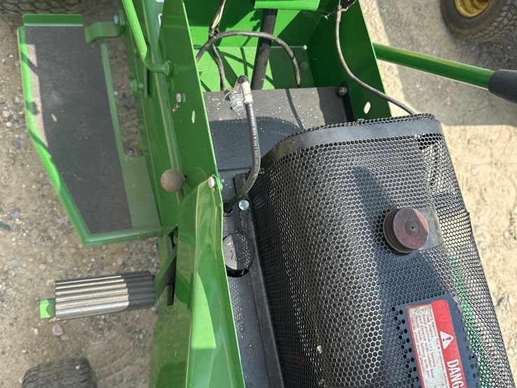john-deere-100-image-4