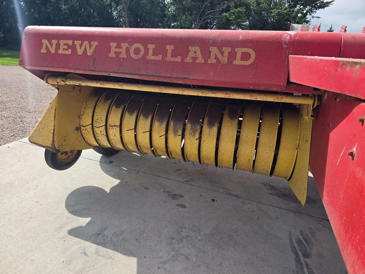 new-holland-268-image-7