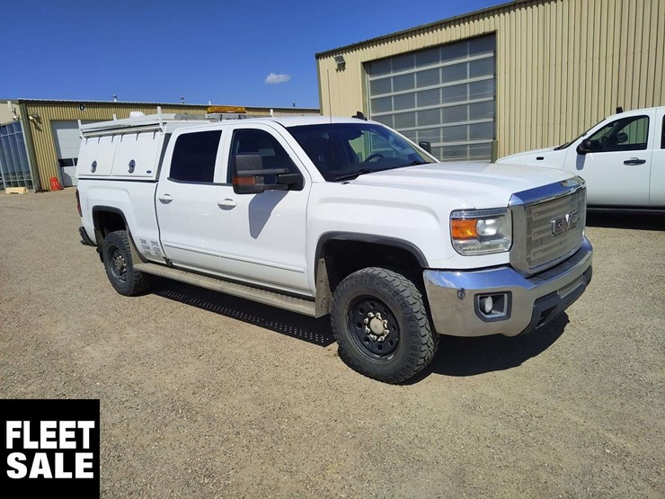 2018-gmc-sierra-2500hd-sle-image-2