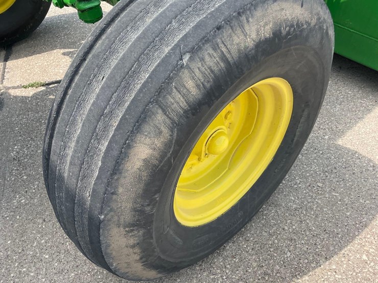 john-deere-4230-image-21