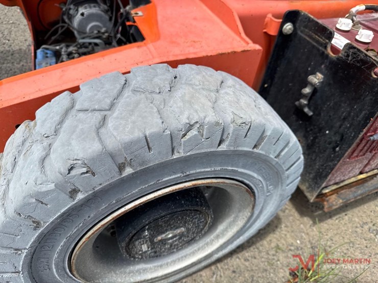 2015-jlg-e400ajpn-image-12