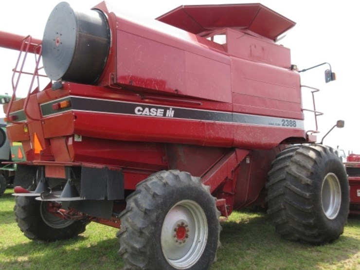 case-ih-2388-image-3