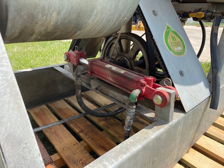 a1-55-gallon-3pt-fly-sprayer-image-14