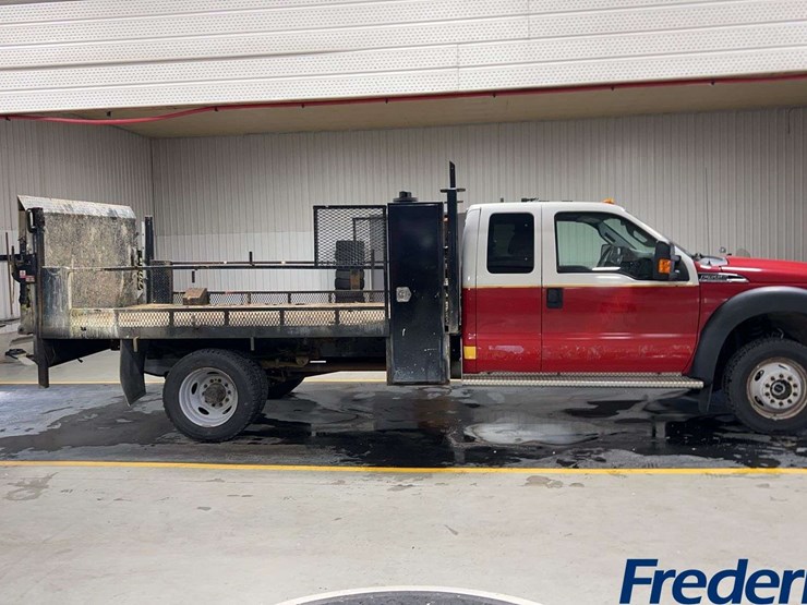 2012-ford-f550-image-6
