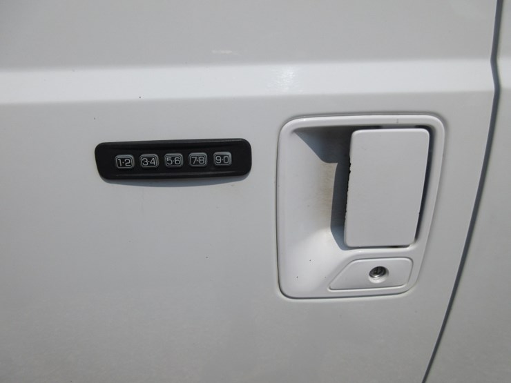 2009-ford-f250-image-8