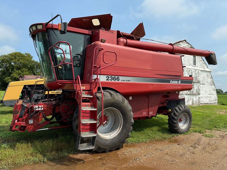 1998-case-ih-2366-image-1