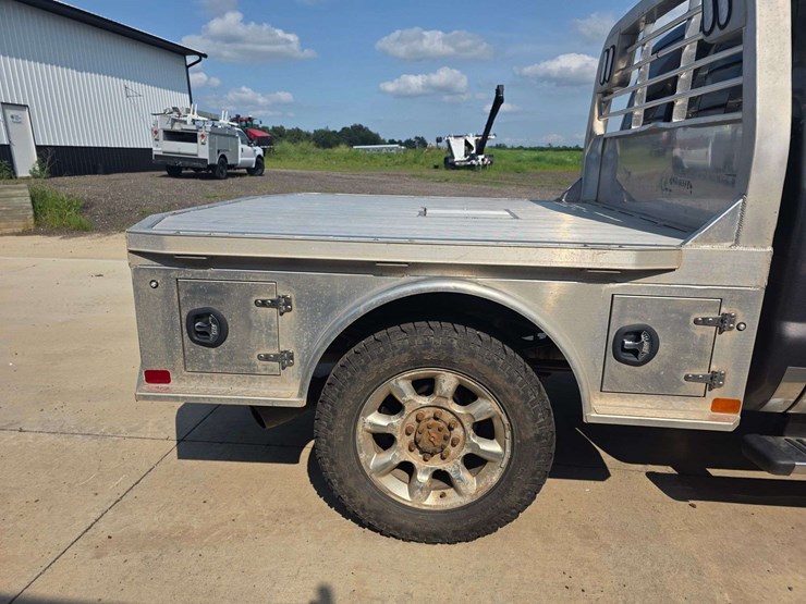 2011-ford-f350-image-6
