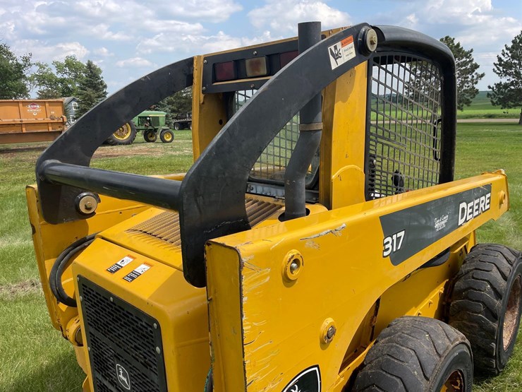 2006-john-deere-317-image-9