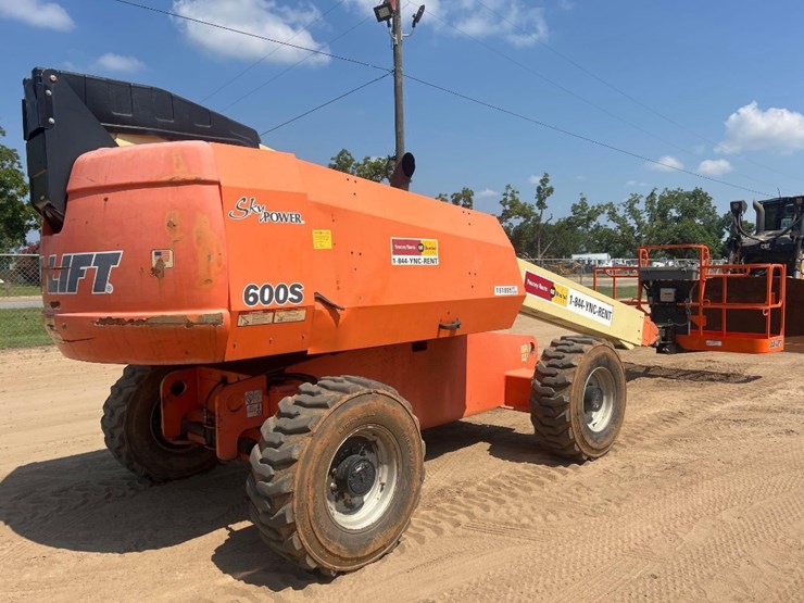 2008-jlg-600s-image-8