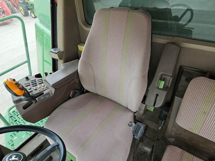 2004-john-deere-9660-sts-image-9